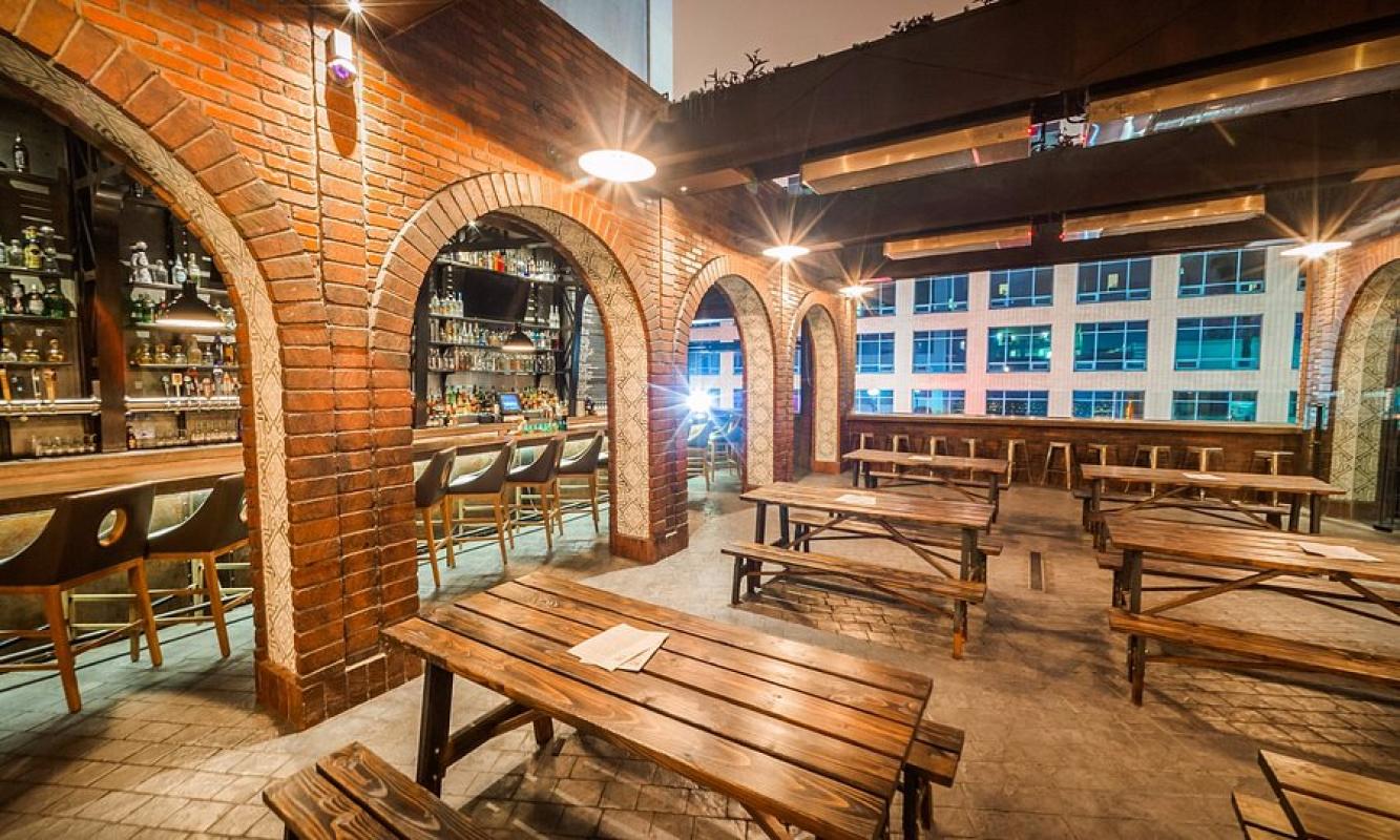 Coastal Cocktails at BO-Beau Kitchen + Roof Tap
