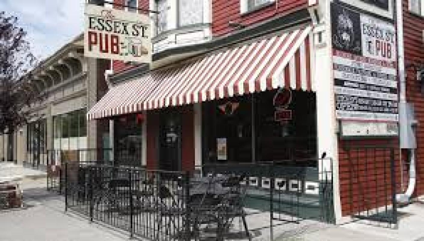 Divey Perfection at Essex Street Pub