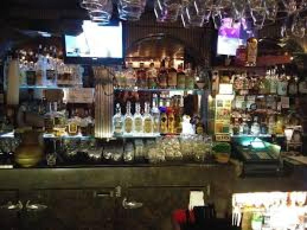 Dive Bar Flirtation at Manhattan Bar