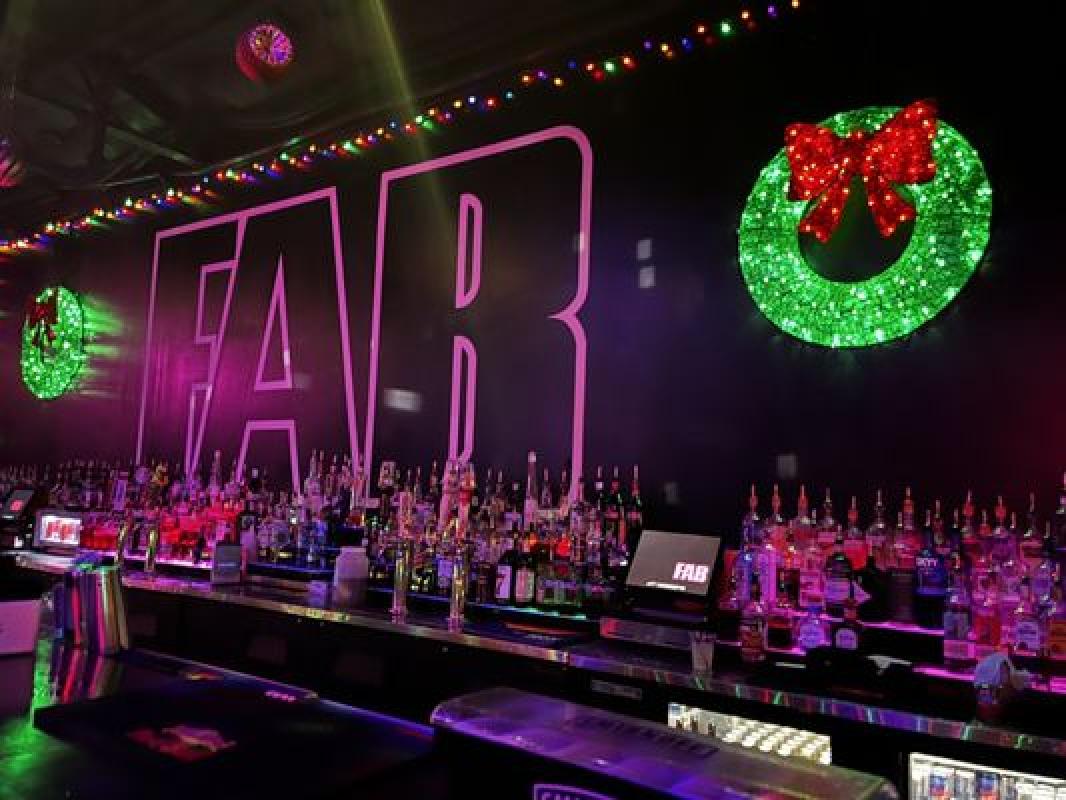 Dive Bar Karaoke at FAB