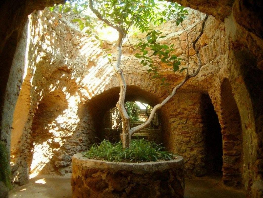 Forestiere Underground Gardens