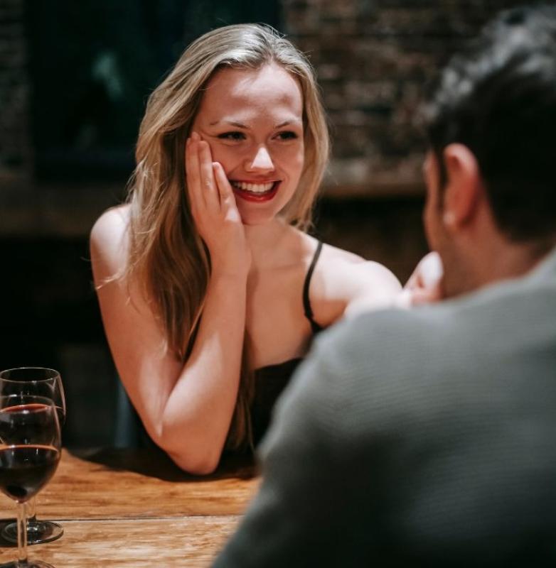 DC Singles Keep It Casual—and Hot