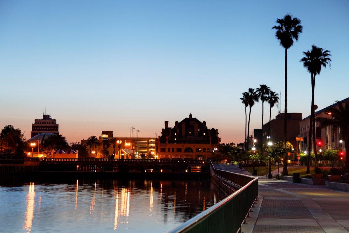 Long Nights and Hot Hookups in Stockton