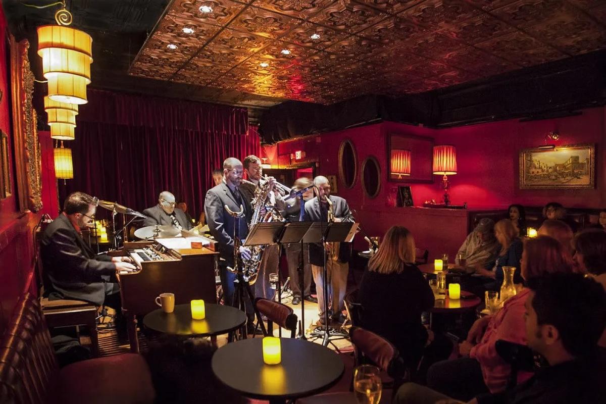 Live Jazz at The Green Lady Lounge
